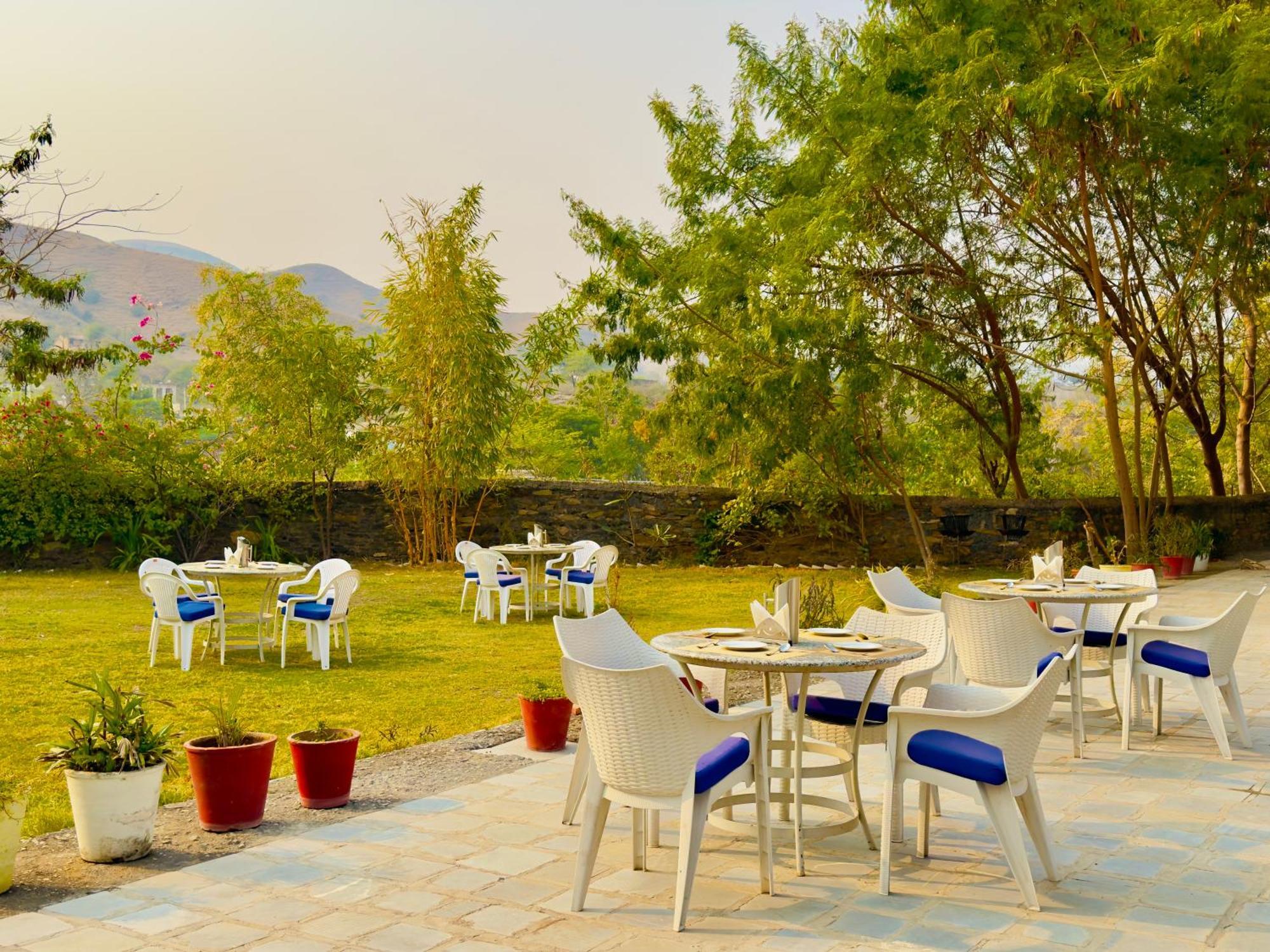 Jag Aravali Resort Udaipur By Naina Staycation - Best For Corporate Events - Family Parties - Mice Esterno foto