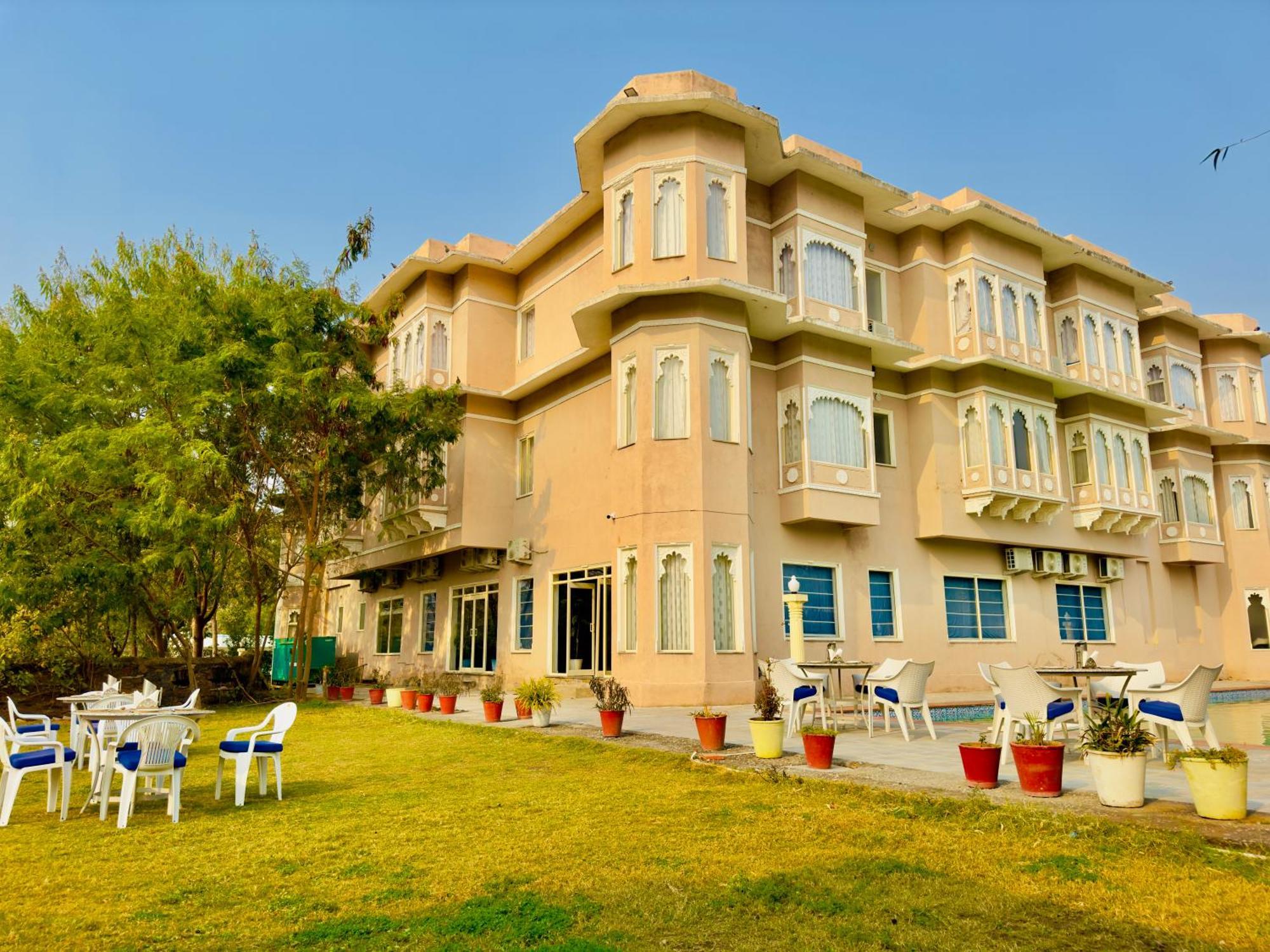 Jag Aravali Resort Udaipur By Naina Staycation - Best For Corporate Events - Family Parties - Mice Esterno foto
