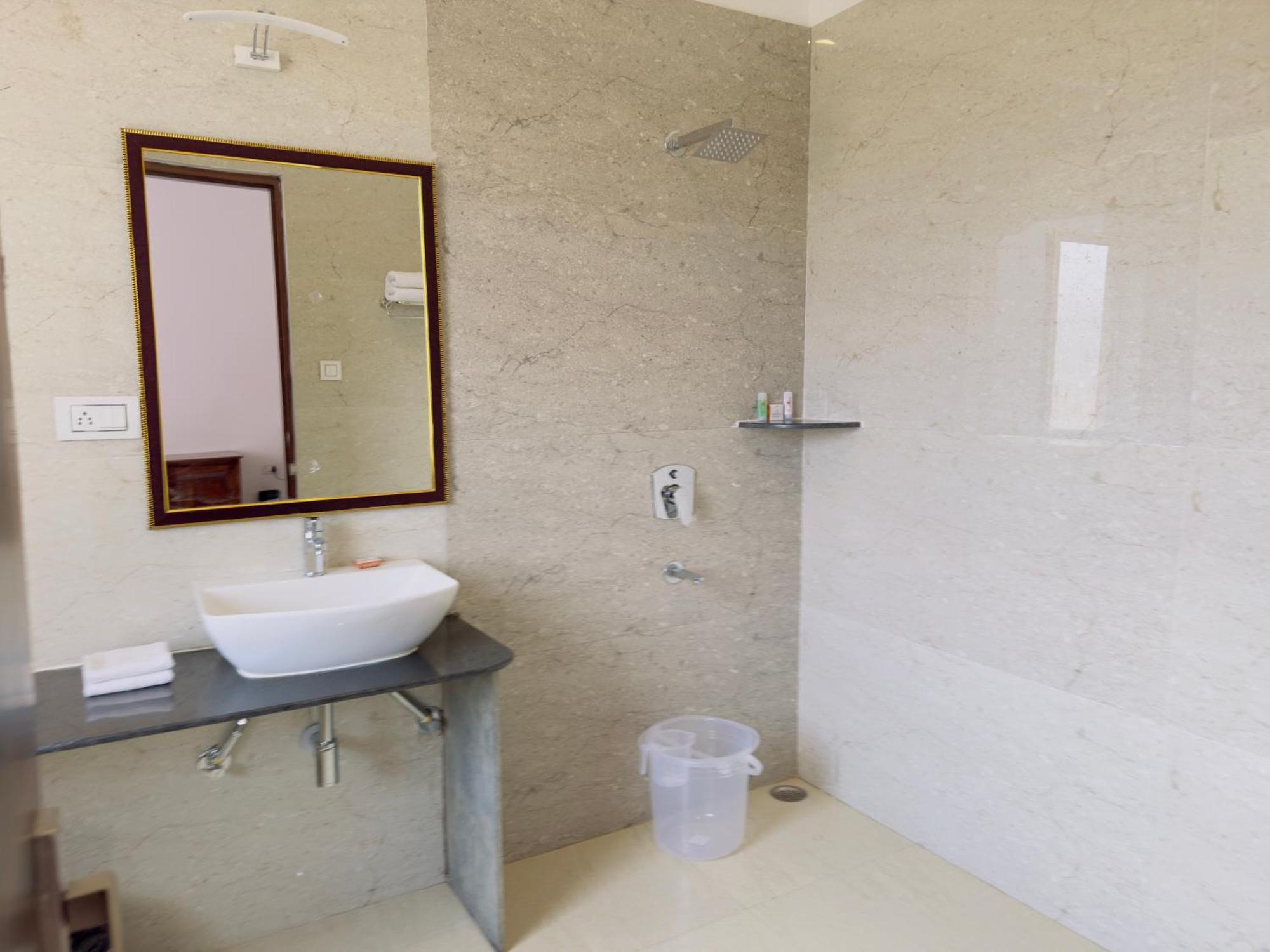 Jag Aravali Resort Udaipur By Naina Staycation - Best For Corporate Events - Family Parties - Mice Esterno foto