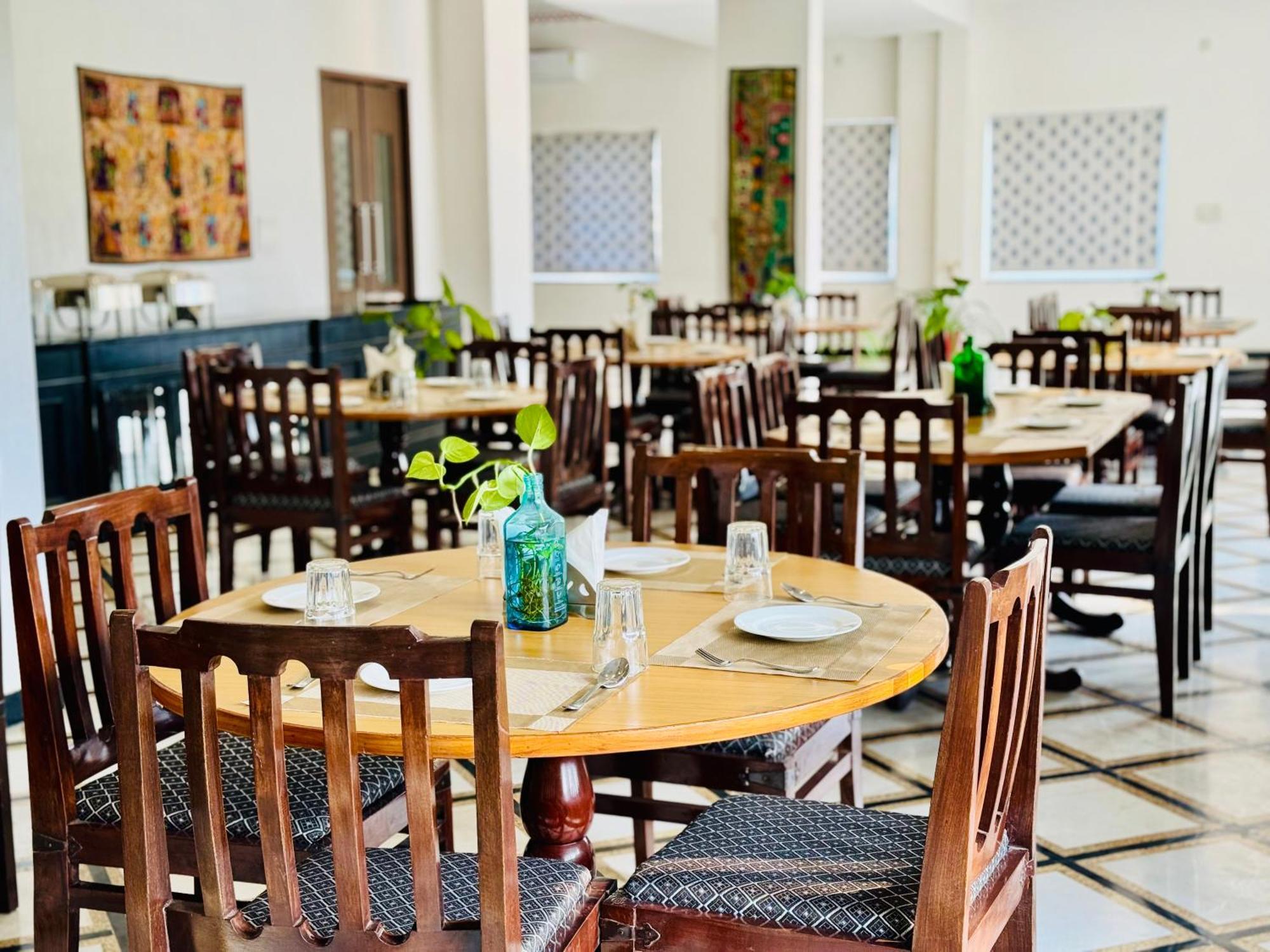 Jag Aravali Resort Udaipur By Naina Staycation - Best For Corporate Events - Family Parties - Mice Esterno foto